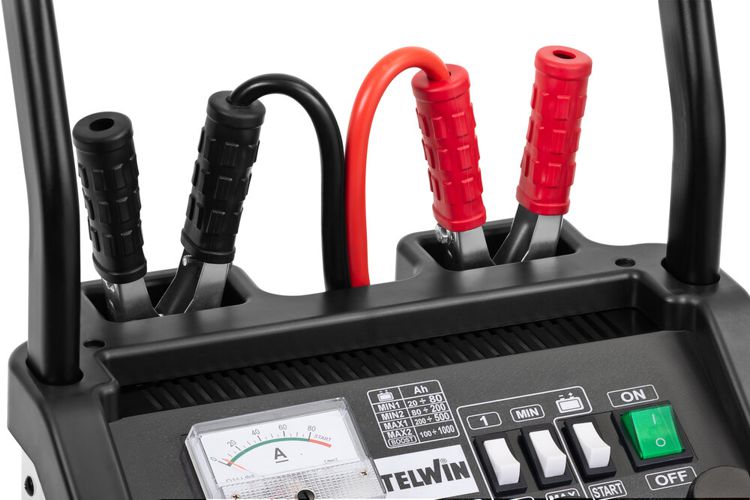 SPRINTER 4000 START. SPRINTER 4000 START Пуско-разядное устройство Telwin, Иьалия.