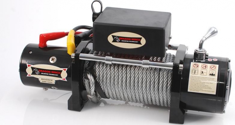 Автомобильная лебедка Dragon winch Maverick DWM 10000 HD.